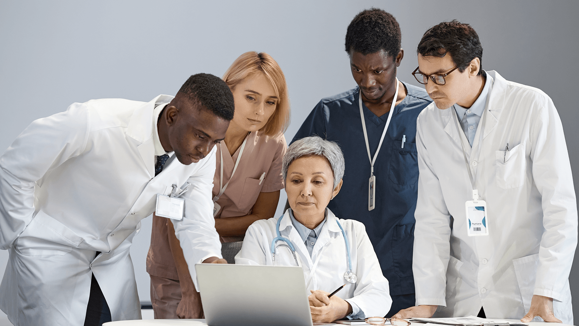 La communication morcelée des établissements de santé